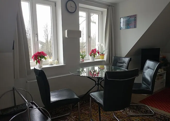 Apartment Peaceful Apartment-3 Zi, Loggia & Garden In Blankenese Hamburg